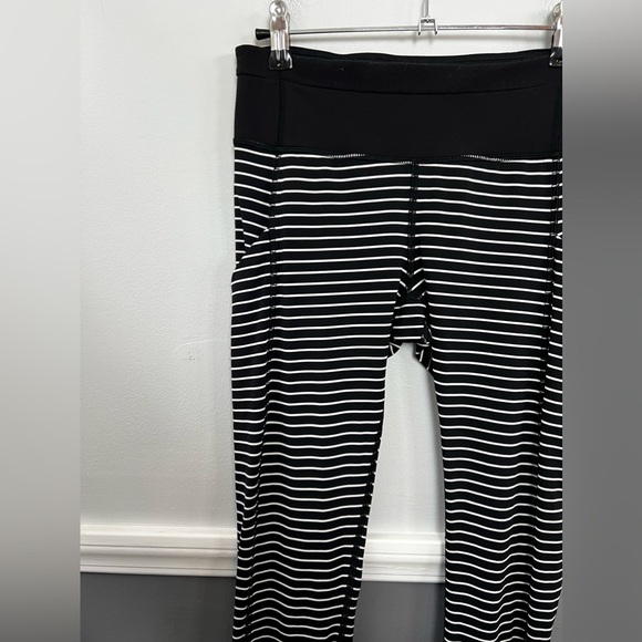 Lululemon Speed Tight II Parallel Stripe Black & White Luxtreme Leggings 28in 6 - Picture 4 of 7